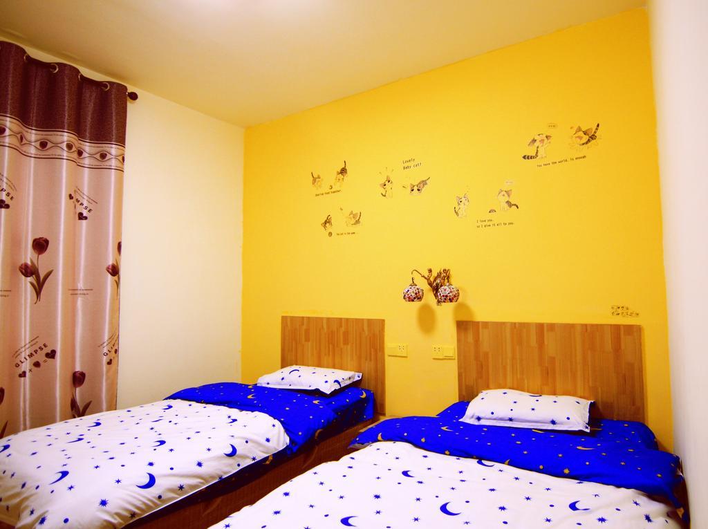 Lan Shan Chu Youth Hostel Янгшуо Стая снимка