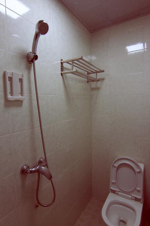 Lan Shan Chu Youth Hostel Янгшуо Стая снимка