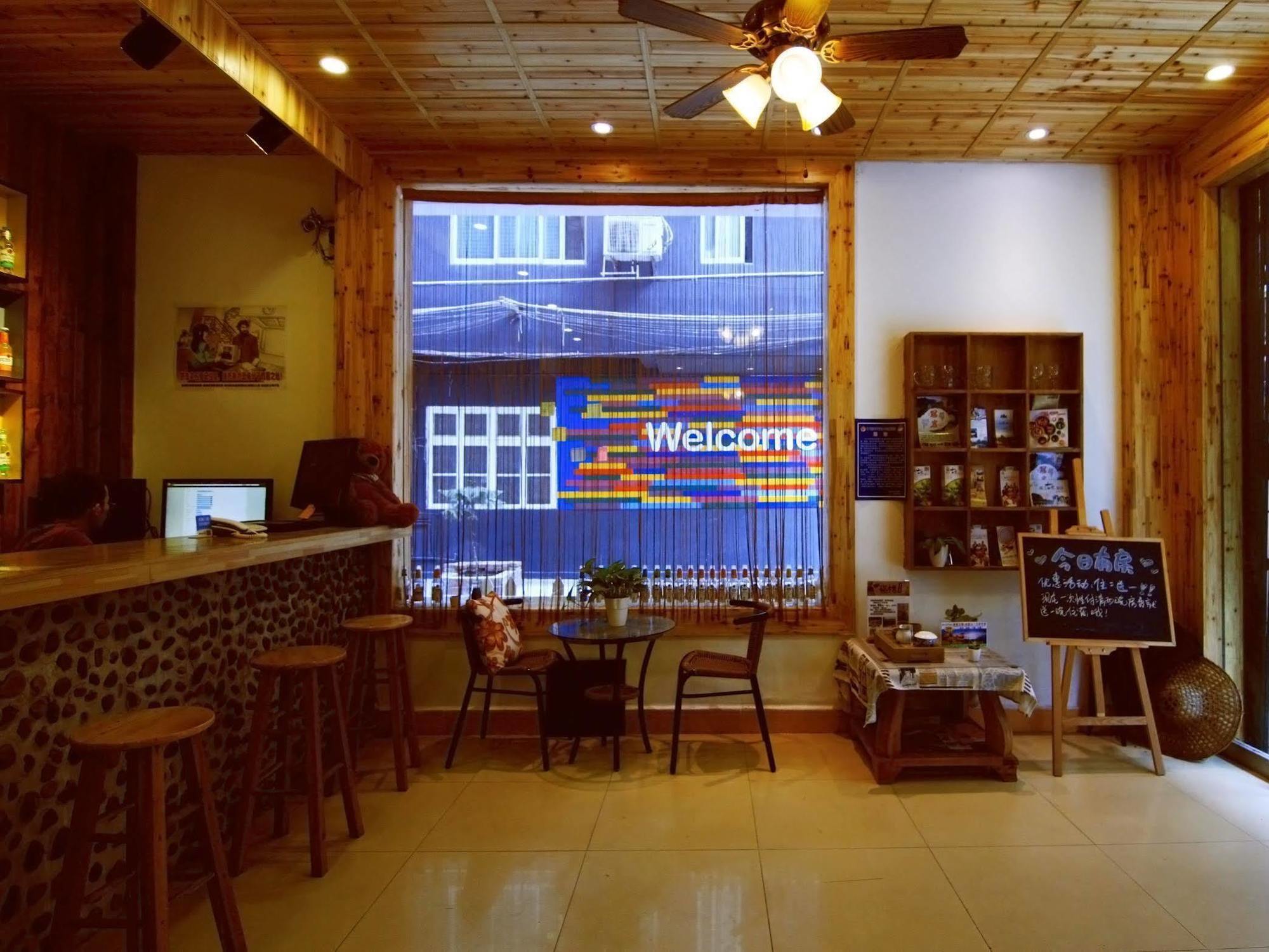 Lan Shan Chu Youth Hostel Янгшуо Екстериор снимка